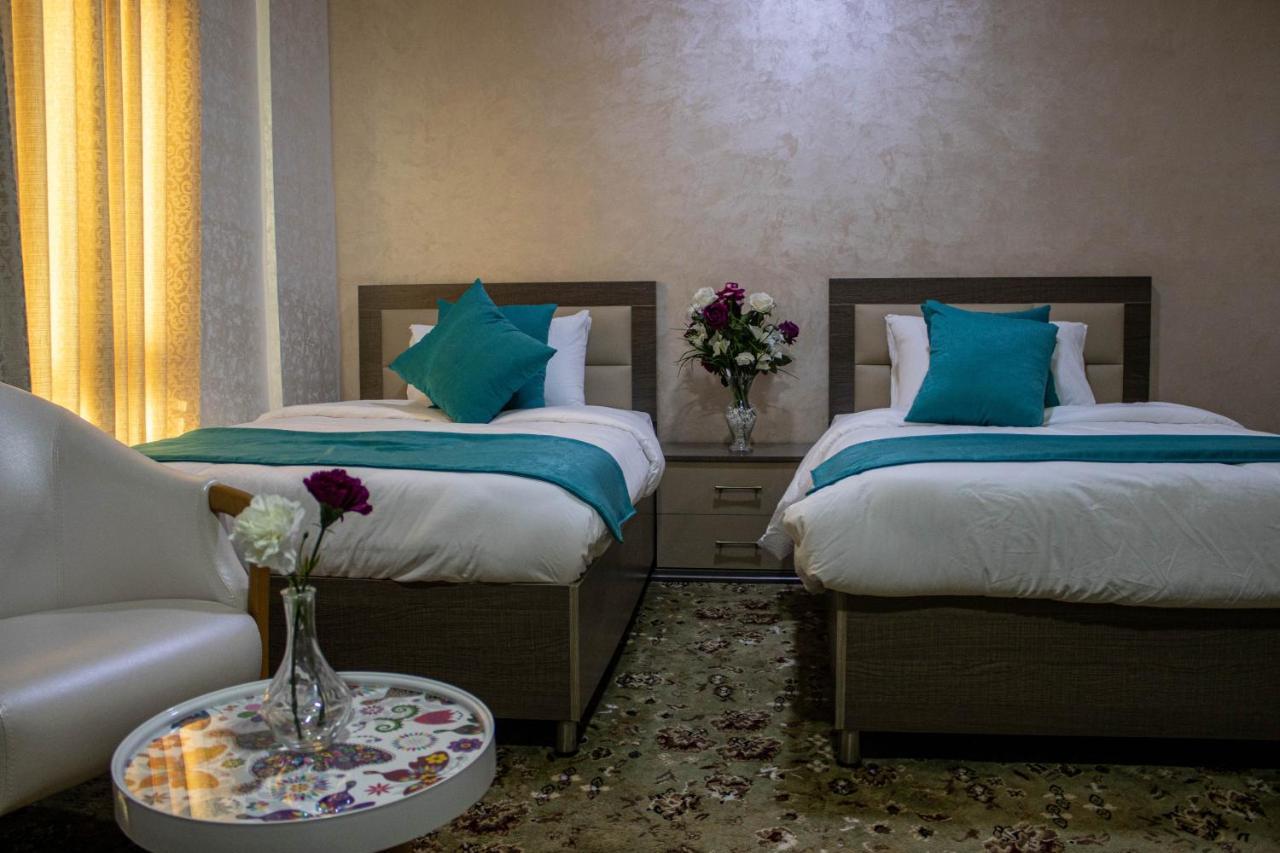 The Castle Hotel Amman Buitenkant foto